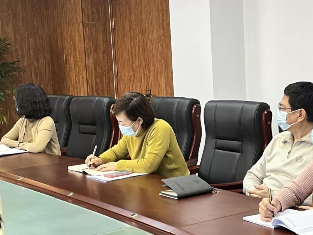 LG电子
师生收听收看全省第十次党代会开幕式直播实况.jpg